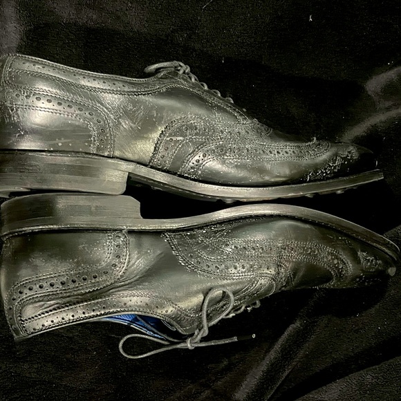Allen Edmonds Men’s Dress Shoes Size13. With plug rubber soles!